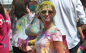 Holli Festival of Colour :  Photos : Richard Moore : Photographer